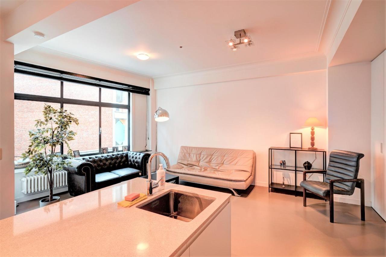 The Meir Lodge. Apartments In Heart Of Antuérpia Exterior foto